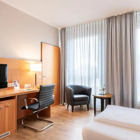 호텔 Plaza Premium 4*