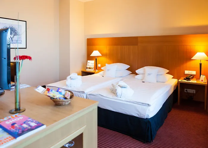 Plaza Premium Hotel Colónia