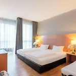 Plaza Premium Отель Кёльн