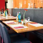 Plaza Premium Кёльн