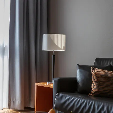 Ξενοδοχείο Plaza Premium 4*