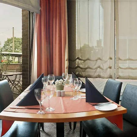 Hotel Plaza Premium Colonia
