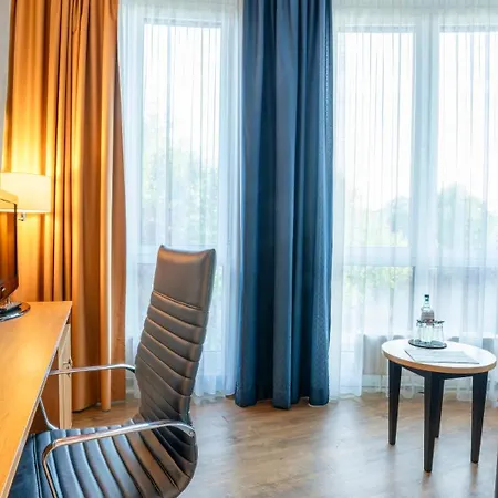 Plaza Premium Hotell Köln