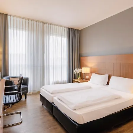 Plaza Premium Hotell Köln