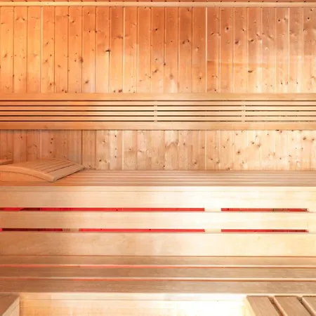 Plaza Premium ケルン