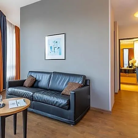 Hotel Plaza Premium