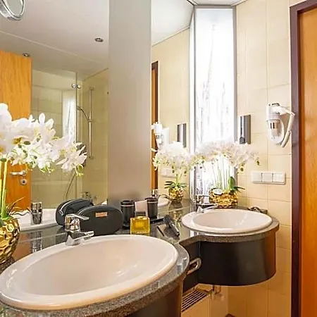 Hotel Plaza Premium