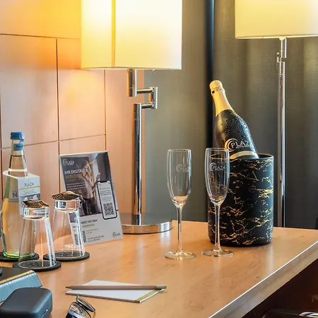 Plaza Premium Hotel Colonia