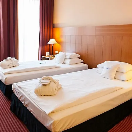 Hotell Plaza Premium Köln