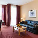 Plaza Premium 4* Colonia